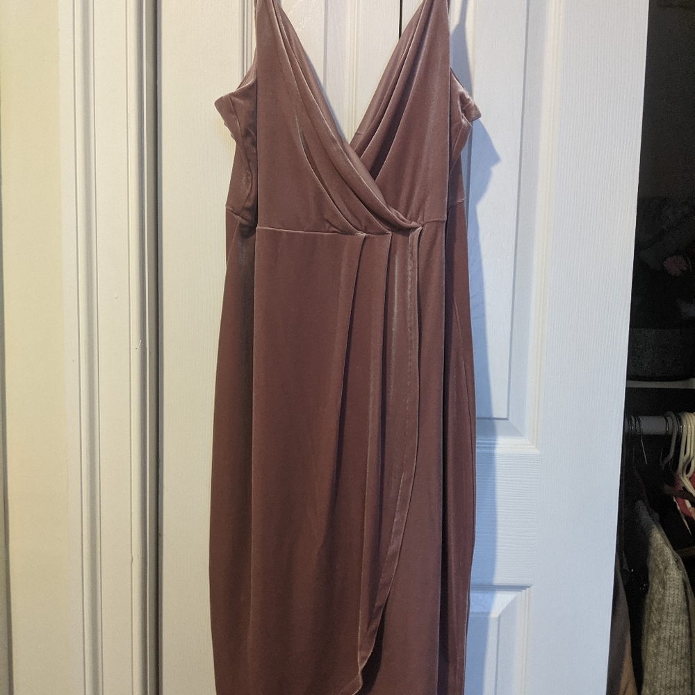 GUESS Women's Draped Velvet Sheath Dress Size 10 Pink Dusty Rose